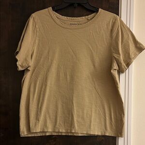 Faherty Women's Short Sleeve Tee in Beige